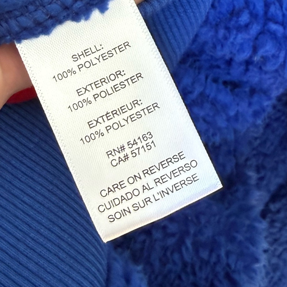 Calvin Klein pull over - Picture 10 of 10
